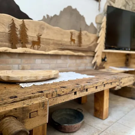 Il Conte Di Avoscano Apartamento Piaia (San Tomaso Agordino, Belluno)