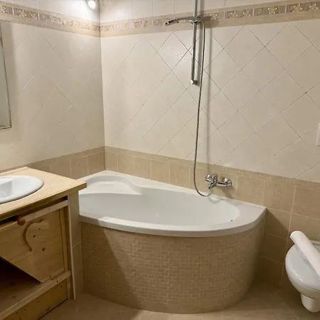 Il Conte Di Avoscano Apartamento Piaia (San Tomaso Agordino, Belluno)