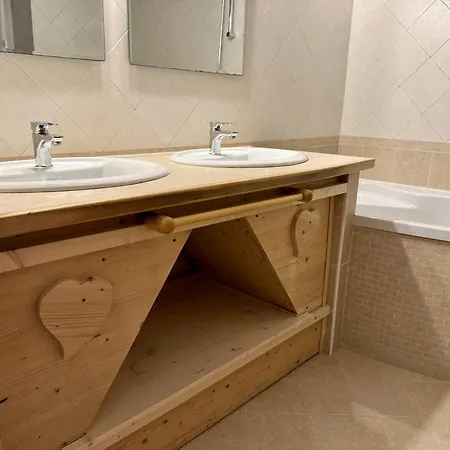 Il Conte Di Avoscano Apartamento *